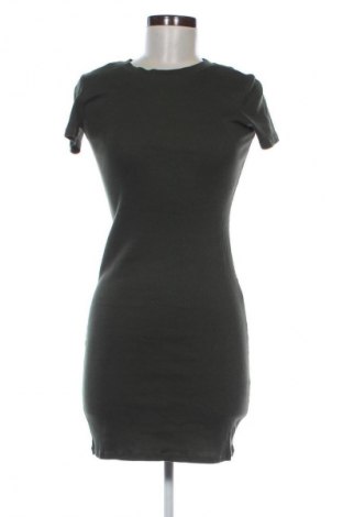 Рокля Zara, Размер S, Цвят Зелен, Цена 25,99 лв.