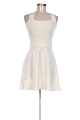 Φόρεμα Zara Knitwear, Μέγεθος M, Χρώμα Λευκό, Τιμή 21,99 €