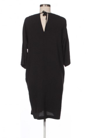Φόρεμα Zusss, Μέγεθος M, Χρώμα Μαύρο, Τιμή 26,99 €