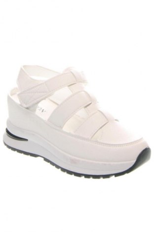 Sandale Fashion, Mărime 37, Culoare Alb, Preț 107,61 Lei