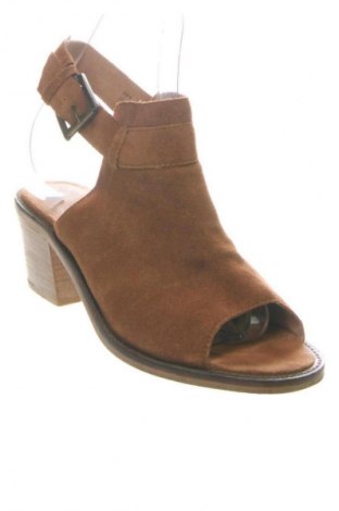 Σανδάλια Firetrap, Μέγεθος 37, Χρώμα  Μπέζ, Τιμή 28,00 €