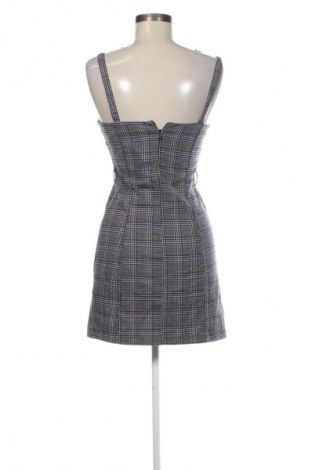 Női kötény Pull&Bear, Méret M, Szín Sokszínű, Ár 7 879 Ft