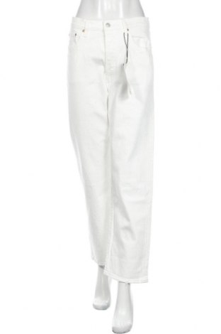 Damen Jeans Levi's, Größe M, Farbe Weiß, 97% Baumwolle, 2% Polyester, 1% Elastan, Preis 44,29 €