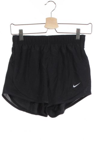 Дамски къс панталон Nike, Размер XS, Цвят Черен, Полиестер, Цена 44,85 лв.