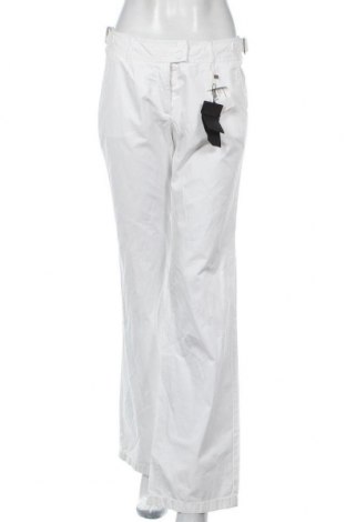 Дамски панталон Caractere, Размер M, Цвят Бял, 99% памук, 1% еластан, Цена 69,75 лв.