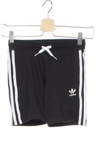 Детски къс панталон Adidas Originals, Размер 4-5y/ 110-116 см, Цвят Черен, 70% памук, 30% полиестер, Цена 36,40 лв.