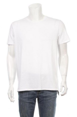 Мъжка тениска Lacoste, Размер L, Цвят Бял, 95% памук, 5% еластан, Цена 106,50 лв.