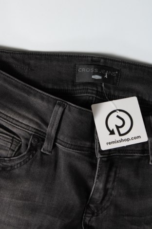 Dámske džínsy  Cross Jeans, Veľkosť M, Farba Sivá, Cena  2,37 €