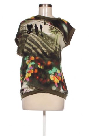 Bluză de femei, Mărime M, Culoare Multicolor, Preț 27,36 Lei