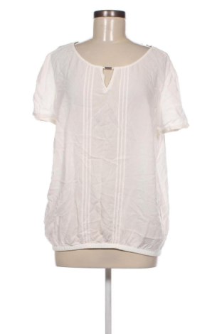 Дамска блуза, Размер L, Цвят Бял, Цена 11,40 лв.