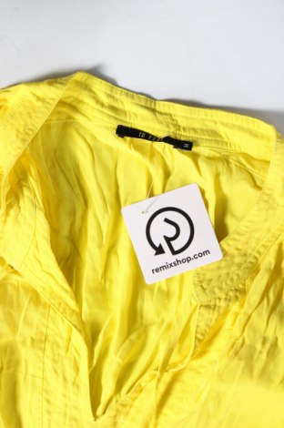 Γυναικεία μπλούζα 10 Feet, Μέγεθος M, Χρώμα Κίτρινο, Τιμή 16,33 €