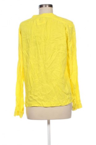 Damen Shirt 10 Feet, Größe M, Farbe Gelb, Preis 18,37 €