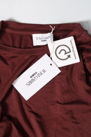 Дамска блуза ABOUT YOU x Toni Garrn, Размер S, Цвят Кафяв, Цена 38,50 лв.
