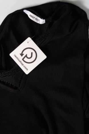 Γυναικεία μπλούζα About You, Μέγεθος M, Χρώμα Μαύρο, Τιμή 10,67 €