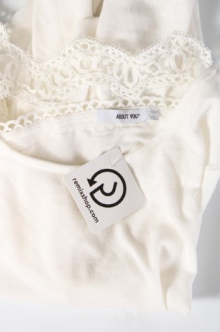 Γυναικεία μπλούζα About You, Μέγεθος M, Χρώμα Λευκό, Τιμή 11,86 €
