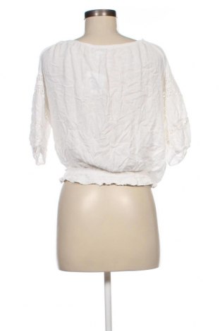 Дамска блуза Amisu, Размер M, Цвят Бял, Цена 11,40 лв.