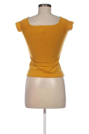 Дамска блуза Amisu, Размер S, Цвят Жълт, Цена 7,60 лв.