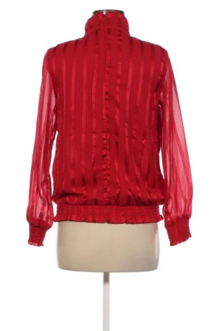 Дамска блуза B.Young, Размер XS, Цвят Червен, Цена 12,15 лв.