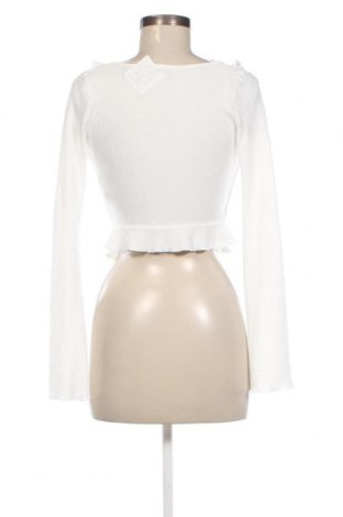 Γυναικεία μπλούζα Bershka, Μέγεθος XS, Χρώμα Λευκό, Τιμή 5,88 €