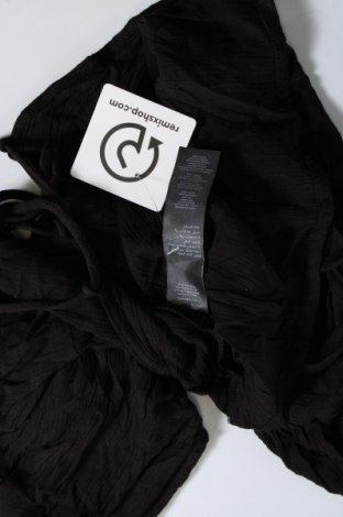 Γυναικεία μπλούζα Boohoo, Μέγεθος S, Χρώμα Μαύρο, Τιμή 5,59 €