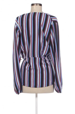 Γυναικεία μπλούζα Boohoo, Μέγεθος L, Χρώμα Πολύχρωμο, Τιμή 6,46 €