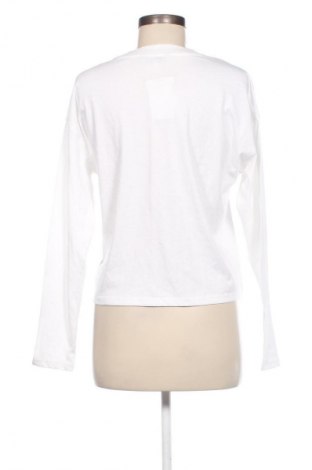 Дамска блуза Clockhouse, Размер M, Цвят Бял, Цена 15,50 лв.