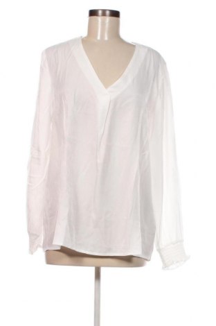 Damen Shirt Cream, Größe L, Farbe Weiß, Preis 27,84 €