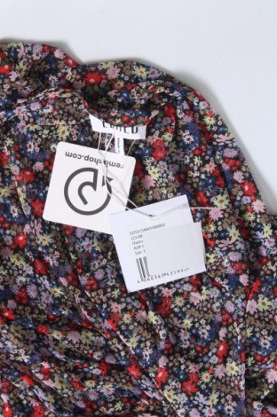 Damen Shirt Edited, Größe M, Farbe Mehrfarbig, Preis 19,85 €