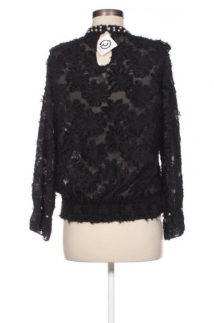 Дамска блуза Ello, Размер M, Цвят Черен, Цена 15,30 лв.