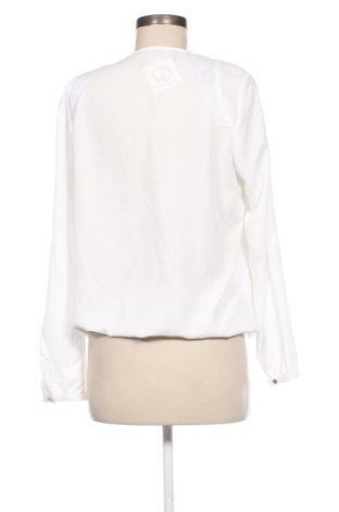 Γυναικεία μπλούζα Esprit, Μέγεθος M, Χρώμα Λευκό, Τιμή 10,52 €