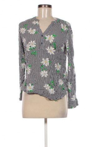 Γυναικεία μπλούζα F&F, Μέγεθος M, Χρώμα Πολύχρωμο, Τιμή 6,46 €