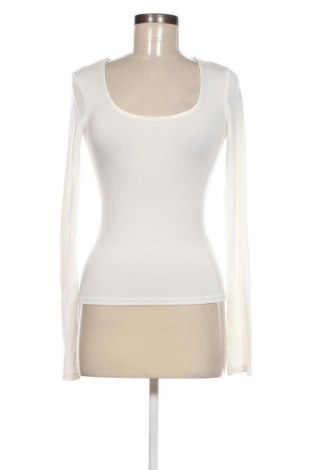 Дамска блуза Gina Tricot, Размер S, Цвят Екрю, Цена 25,30 лв.
