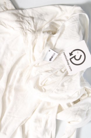 Damen Shirt Gina Tricot, Größe M, Farbe Weiß, Preis € 7,66
