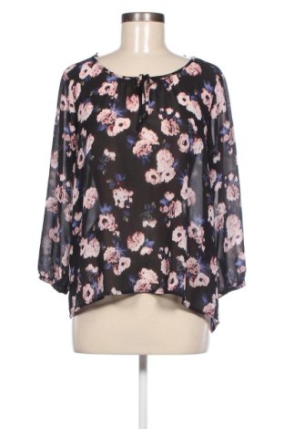 Дамска блуза Gina Tricot, Размер M, Цвят Многоцветен, Цена 11,00 лв.