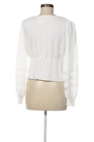 Damen Shirt Guido Maria Kretschmer for About You, Größe L, Farbe Weiß, Preis 19,85 €