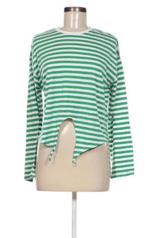 Γυναικεία μπλούζα H&M Divided, Μέγεθος M, Χρώμα Πολύχρωμο, Τιμή 6,46 €
