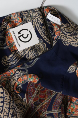 Γυναικεία μπλούζα In Front, Μέγεθος M, Χρώμα Πολύχρωμο, Τιμή 10,52 €