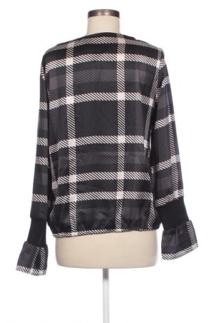 Damen Shirt Monari, Größe M, Farbe Schwarz, Preis 18,37 €