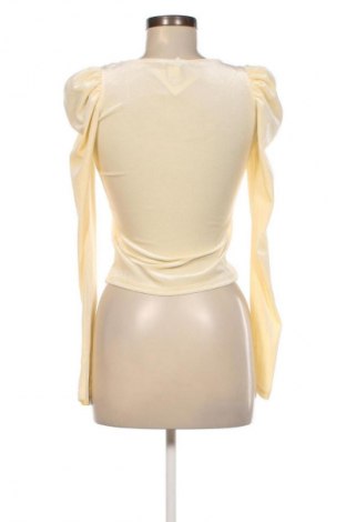Дамска блуза Monki, Размер XS, Цвят Жълт, Цена 8,06 лв.
