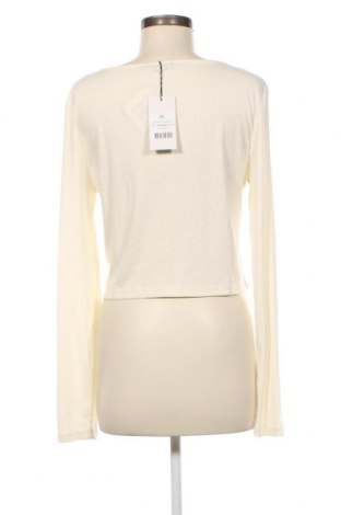 Damen Shirt NA-KD, Größe XL, Farbe Ecru, Preis 5,99 €