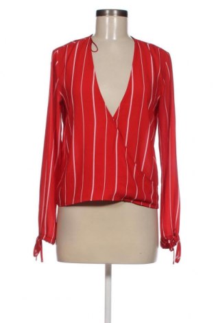 Дамска блуза NA-KD, Размер S, Цвят Червен, Цена 8,50 лв.