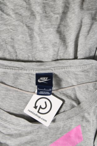 Дамска блуза Nike, Размер S, Цвят Сив, Цена 20,36 лв.