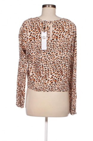 Дамска блуза Noisy May, Размер L, Цвят Многоцветен, Цена 15,50 лв.