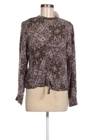 Γυναικεία μπλούζα ONLY, Μέγεθος L, Χρώμα Πολύχρωμο, Τιμή 8,30 €