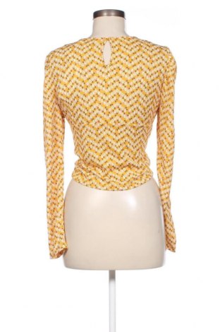Γυναικεία μπλούζα ONLY, Μέγεθος M, Χρώμα Πολύχρωμο, Τιμή 11,86 €