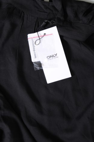 Дамска блуза ONLY, Размер S, Цвят Черен, Цена 20,70 лв.