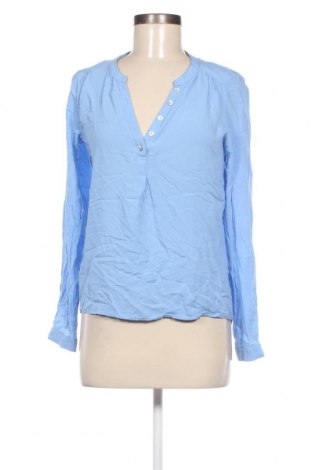 Дамска блуза ONLY, Размер XS, Цвят Син, Цена 11,00 лв.
