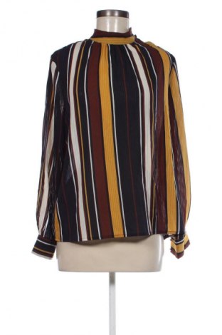 Дамска блуза ONLY, Размер M, Цвят Многоцветен, Цена 20,00 лв.