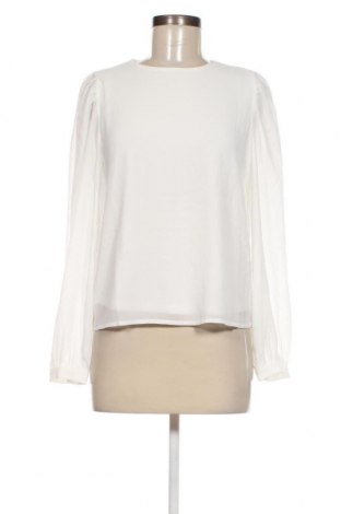 Дамска блуза Object, Размер S, Цвят Бял, Цена 42,35 лв.