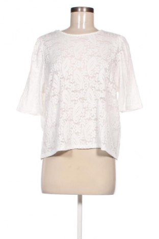 Дамска блуза Object, Размер L, Цвят Бял, Цена 34,00 лв.